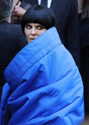 Lisa Rinna Arrivals at Balenciaga Collection Haute Couture Fall Winter 2025 2026 fashion show during Paris Fashion Week PFW , on July 9th, 2025 Denis Guignebourg Bestimage Celebrities at Balenciaga Collection fashion show, during Paris Fashion Week, on July 9th, 2025 Paris France  Copyright: xDenisxGuignebourgx xBestimagexDenisxGuignebourgx xBestimagex