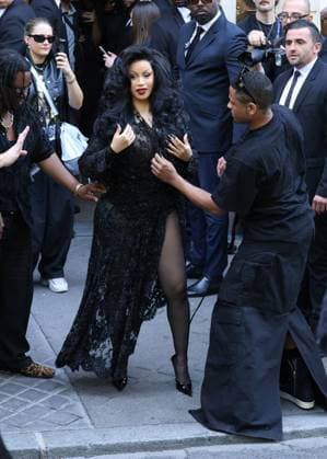 Cardi B Arrivals at Balenciaga Collection Haute Couture Fall Winter 2025 2026 fashion show during Paris Fashion Week PFW , on July 9th, 2025 Denis Guignebourg Bestimage Celebrities at Balenciaga Collection fashion show, during Paris Fashion Week, on July 9th, 2025 Paris France  Copyright: xDenisxGuignebourgx xBestimagexDenisxGuignebourgx xBestimagex