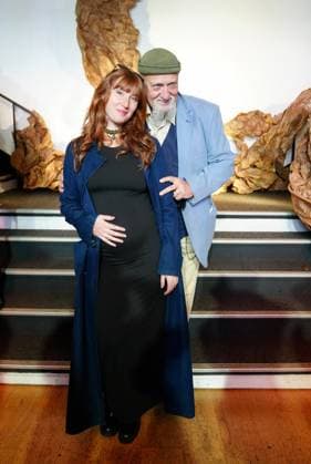 Charlélie Couture and her pregnant daughter Yamée on the front row at the Franck Sorbier Haute Couture Fall Winter 2025 2026 Collection show during Paris Fashion Week PFW , at Pavillon Cambon, in Paris, France, on July 9, 2025 Anne Sophie Guebey Bestimage Front row at the Franck Sorbier Haute Couture Fall Winter 2025 2026 Collection show during Paris Fashion Week PFW , at Pavillon Cambon, in Paris, France, on July 9, 2025 Anne Sophie Guebey Bestimage Paris France  Copyright: xAnne-SophiexGuebeyx xBestimagexAnne-SophiexGuebeyx xBestimagex