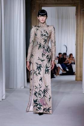 Défilé Ashi Studio Collection Haute Couture Automne Hiver 2025 2026 lors de la Fashion Week de Paris PFW , France, le 8 juillet 2025 Runway during the Ashi Studio Haute Couture Fall Winter 2025 2026 show as part of Paris Fashion Week on July 08, 2025 in Paris, France Paris France  Copyright: xAgencex xBestimagexAgencex xBestimagex