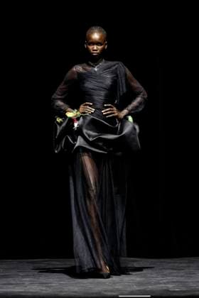Défilé RVDK Ronald Van Der KempCollection Haute Couture Automne Hiver 2025 2026 lors de la Fashion Week de Paris PFW , France, le 8 juillet 2025 Runway during the RVDK Ronald Van Der Kemp Haute Couture Fall Winter 2025 2026 show as part of Paris Fashion Week on July 08, 2025 in Paris, France Paris France  Copyright: xAgencex xBestimagexAgencex xBestimagex