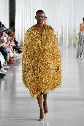Bilder des Jahres 2025, Entertainment 07 Juli Entertainment Themen der Woche KW28 PFW - Anatomy Of Identity By Lever Runway A model walks the runway during the Anatomy Of Identity By Lever Couture Haute Couture Fall Winter 2025 2026 show as part of Paris Fashion Week at Palais de Tokyo on July 09, 2025 in Paris, France. Photo by Shootpix ABACAPRESS.COM Paris France  Copyright: xShootpix ABACAx