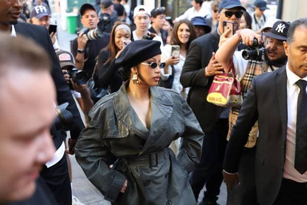Cardi B arrives at the Maison Margiela Fall Winter 2025 2026 Haute Couture Collection show during Paris Fashion Week PFW at Centquatre in Paris, France, on July 9, 2025 Yoann Ouahcene Bestimage Cardi B arrives at the Maison Margiela Fall Winter 2025 2026 Haute Couture Collection show during Paris Fashion Week PFW at Centquatre in Paris, France, on July 9, 2025 Paris France  Copyright: xYoannxOuahcenex xBestimagexYoannxOuahcenex xBestimagex