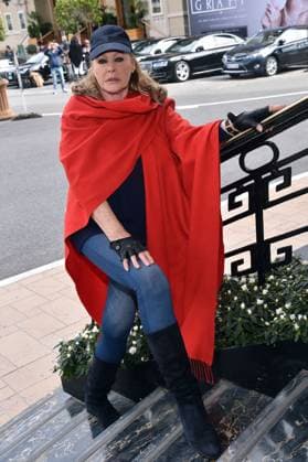 L actrice helvético-américaine, Ursula Andress est sur la terrasse de l hôtel de Paris à Monaco, le 28 février 2015. Elle participe au 12 ème Monte Carlo Film Festival de la Comédie. 12 th Monte-Carlo Film Festival de la Comédie in Monaco on 28 02 2015 MONACO Monaco *** Swiss-American actress Ursula Andress on the terrace of the Hotel de Paris in Monaco, February 28, 2015 She is attending the 12 th Monte Carlo Film Festival de la Comédie 12 th Monte Carlo Film Festival de la Comédie in Monaco on 28 02 2015 MONACO Monaco  Copyright: xJUNIORx xBESTIMAGExJUNIORx xBESTIMAGEx