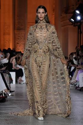 (250710) -- PARIS, July 10, 2025 -- A model presents a creation from the haute couture Fall-Winter 2025 2026 collections by Zuhair Murad during the Paris Haute Couture Week, in Paris, France, on July 9, 2025. (MeetEurope Handout via Xinhua) FRANCE-PARIS-HAUTE COUTURE-FASHION SHOW-ZUHAIR MURAD MxEetEuropegaojing 