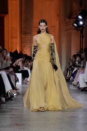 (250710) -- PARIS, July 10, 2025 -- A model presents a creation from the haute couture Fall-Winter 2025 2026 collections by Zuhair Murad during the Paris Haute Couture Week, in Paris, France, on July 9, 2025. (MeetEurope Handout via Xinhua) FRANCE-PARIS-HAUTE COUTURE-FASHION SHOW-ZUHAIR MURAD MxEetEuropegaojing 