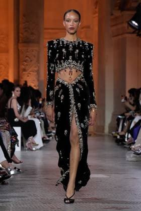 (250710) -- PARIS, July 10, 2025 -- A model presents a creation from the haute couture Fall-Winter 2025 2026 collections by Zuhair Murad during the Paris Haute Couture Week, in Paris, France, on July 9, 2025. (MeetEurope Handout via Xinhua) FRANCE-PARIS-HAUTE COUTURE-FASHION SHOW-ZUHAIR MURAD MxEetEuropegaojing 