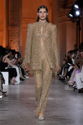 (250710) -- PARIS, July 10, 2025 -- A model presents a creation from the haute couture Fall-Winter 2025 2026 collections by Zuhair Murad during the Paris Haute Couture Week, in Paris, France, on July 9, 2025. (MeetEurope Handout via Xinhua) FRANCE-PARIS-HAUTE COUTURE-FASHION SHOW-ZUHAIR MURAD MxEetEuropegaojing 