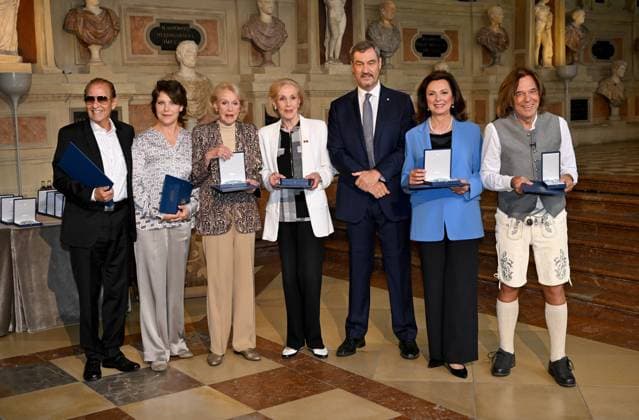Michael Holm, Janina Hartwig, Alice and Ellen Kessler, Markus Söder, Uschi Dämmrich von Luttitz, Jürgen Drews Bavarian Order of Merit in the Antiquarium of the Residence in Munich on July 9, 2025