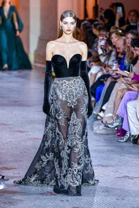 PFW - Zuhair Murad Runway A model walks the runway during the Zuhair Murad Haute Couture Fall Winter 2025 2026 show as part of Paris Fashion Week on July 09, 2025 in Paris, France. Photo by Shootpix ABACAPRESS.COM Paris France  Copyright: xShootpix ABACAx