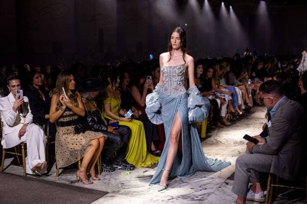 PFW - Elie Saab Runway A model walks the runway at the Elie Saab Haute Couture Fall Winter 2025-2026 show, as part of Paris Fashion Week in Paris, France on July 9, 2025. Photo by Ammar Abd Rabbo ABACAPRESS.COM Paris France  Copyright: xAbdxRabboxAmmar ABACAx