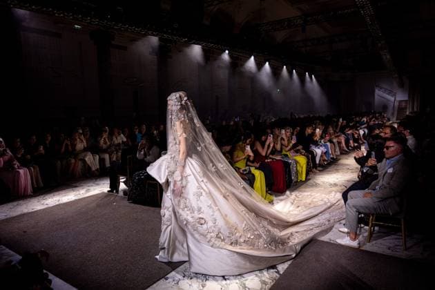 PFW - Elie Saab Runway A model walks the runway at the Elie Saab Haute Couture Fall Winter 2025-2026 show, as part of Paris Fashion Week in Paris, France on July 9, 2025. Photo by Ammar Abd Rabbo ABACAPRESS.COM Paris France  Copyright: xAbdxRabboxAmmar ABACAx