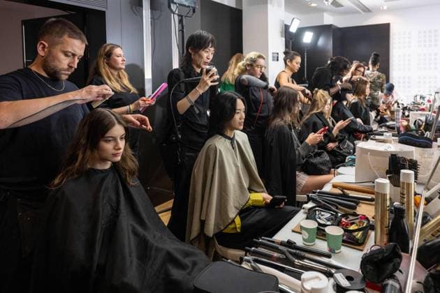 PFW - Elie Saab Backstage Models and hairdressers and make up artists seen backstage prior to the Elie Saab Haute Couture Fall Winter 2025-2026 show, as part of Paris Fashion Week in Paris, France on July 9, 2025. Photo by Ammar Abd Rabbo ABACAPRESS.COM Paris France  Copyright: xAbdxRabboxAmmar ABACAx
