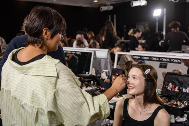 PFW - Elie Saab Backstage Models and hairdressers and make up artists seen backstage prior to the Elie Saab Haute Couture Fall Winter 2025-2026 show, as part of Paris Fashion Week in Paris, France on July 9, 2025. Photo by Ammar Abd Rabbo ABACAPRESS.COM Paris France  Copyright: xAbdxRabboxAmmar ABACAx