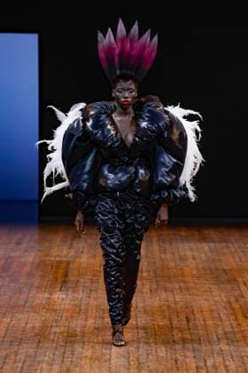 Viktor and Rolf Haute Couture Fall Winter 2025 2026 Collection show during Paris Fashion Week, July 9th, 2025 Viktor and Rolf Fashion Show Haute Couture Fall Winter 2025 2026 Collection , during Paris Fashion Week June 9th, 2025 Paris France  Copyright: xAgencex xBestimagexAgencex xBestimagex