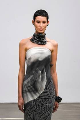 Yuima Nakazato Fashion Show Haute Couture Fall Winter 2025 2026 Collection during Paris Fashion Week, July 9th, 2025 Yuima Nakazato Fashion Show Haute Couture Fall Winter 2025 2026 Collection , during Paris Fashion Week June 9th, 2025 Paris France  Copyright: xAgencex xBestimagexAgencex xBestimagex