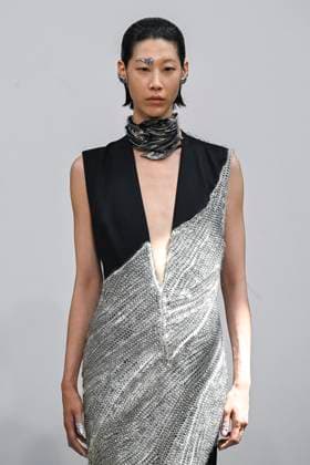 Yuima Nakazato Fashion Show Haute Couture Fall Winter 2025 2026 Collection during Paris Fashion Week, July 9th, 2025 Yuima Nakazato Fashion Show Haute Couture Fall Winter 2025 2026 Collection , during Paris Fashion Week June 9th, 2025 Paris France  Copyright: xAgencex xBestimagexAgencex xBestimagex