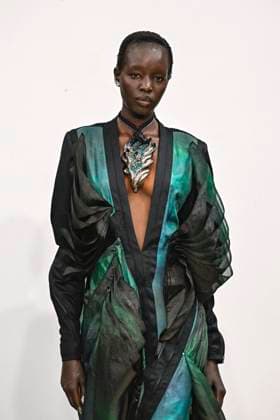Yuima Nakazato Fashion Show Haute Couture Fall Winter 2025 2026 Collection during Paris Fashion Week, July 9th, 2025 Yuima Nakazato Fashion Show Haute Couture Fall Winter 2025 2026 Collection , during Paris Fashion Week June 9th, 2025 Paris France  Copyright: xAgencex xBestimagexAgencex xBestimagex