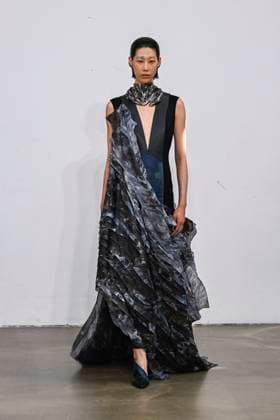 Yuima Nakazato Fashion Show Haute Couture Fall Winter 2025 2026 Collection during Paris Fashion Week, July 9th, 2025 Yuima Nakazato Fashion Show Haute Couture Fall Winter 2025 2026 Collection , during Paris Fashion Week June 9th, 2025 Paris France  Copyright: xAgencex xBestimagexAgencex xBestimagex