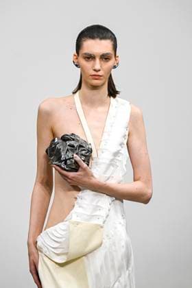 Yuima Nakazato Fashion Show Haute Couture Fall Winter 2025 2026 Collection during Paris Fashion Week, July 9th, 2025 Yuima Nakazato Fashion Show Haute Couture Fall Winter 2025 2026 Collection , during Paris Fashion Week June 9th, 2025 Paris France  Copyright: xAgencex xBestimagexAgencex xBestimagex