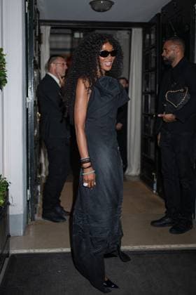 Exclusive Naomi Campbell in Paris during the Haute Couture Autumn Winter 2025 2026 fashion week on 9 July 2025 Yehiel Chekroune Bestimage Exclusive No web en Suisse Belgique Celebs in Paris during the Haute Couture Autumn Winter 2025 2026 fashion week on 9 July 2025 Paris France  Copyright: xYehielxChekrounex xBestimagexYehielxChekrounex xBestimagex