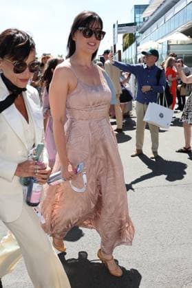 . 10 07 2025. London, United Kingdom. Daisy Lowe arriving on day eleven of the Wimbledon Tennis Championships in London..  xStephenxLockx xi-Imagesx IIM-26093-0004