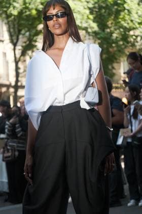 Sabrina Elba at Viktor Rolf Haute Couture Fall Winter 2025 2026 Collection fashion show, during Paris Fashion Week on july 9th 2025 Julien Sarkissian Bestimage Celebrities at Viktor Rolf Haute Couture Fall Winter 2025 2026 Collection fashion show, during Paris Fashion Week on july 9th 2025 Paris France  Copyright: xJulienxSarkissianx xBestimagexJulienxSarkissianx xBestimagex