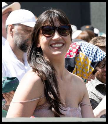 . 10 07 2025. London, United Kingdom. Model Daisy Lowe on day eleven of the Wimbledon Tennis Championships in London..  xStephenxLockx xi-Imagesx IIM-26093-0062