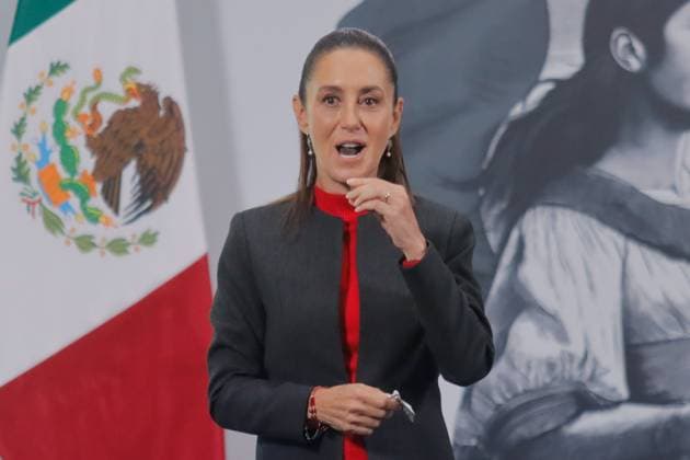 Mexico™s President Claudia Sheinbaum Holds News Conference Mexico s President Claudia Sheinbaum Pardo, speaks during a briefing, where she announce the Chocolate Bienestar that contains no artificial flavorings and is healthy. at the National Palace. on July 10, 2025 in Mexico City, Mexico. (Photo by Carlos Santiago Eyepix Group) Copyright: xCarlosxSantiago xEyepixxGroupx CS_10072025_161290