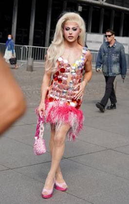 Kam Hugh Celebrities at Germanier Haute Couture Fall Winter 2025 2026 Collection fashion show, during Paris Fashion Week on july 10th 2025 Paris France Anne sophie Guebey Bestimage Celebrities at Germanier Haute Couture Fall Winter 2025 2026 Collection fashion show, during Paris Fashion Week on july 10th 2025 Paris France  Copyright: xAnne-SophiexGuebeyx xBestimagexAnne-SophiexGuebeyx xBestimagex
