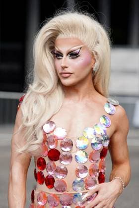 Kam Hugh Celebrities at Germanier Haute Couture Fall Winter 2025 2026 Collection fashion show, during Paris Fashion Week on july 10th 2025 Paris France Anne sophie Guebey Bestimage Celebrities at Germanier Haute Couture Fall Winter 2025 2026 Collection fashion show, during Paris Fashion Week on july 10th 2025 Paris France  Copyright: xAnne-SophiexGuebeyx xBestimagexAnne-SophiexGuebeyx xBestimagex