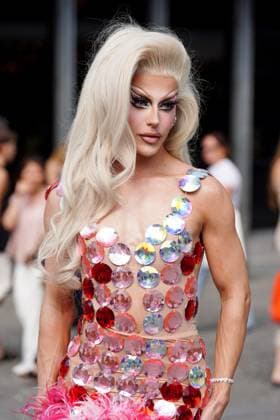Kam Hugh Celebrities at Germanier Haute Couture Fall Winter 2025 2026 Collection fashion show, during Paris Fashion Week on july 10th 2025 Paris France Anne sophie Guebey Bestimage Celebrities at Germanier Haute Couture Fall Winter 2025 2026 Collection fashion show, during Paris Fashion Week on july 10th 2025 Paris France  Copyright: xAnne-SophiexGuebeyx xBestimagexAnne-SophiexGuebeyx xBestimagex