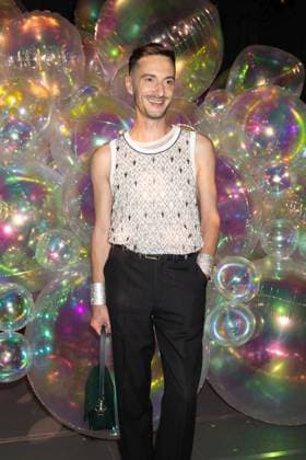 Thomas Jolly au défilé Germanier Haute Couture Automne Hiver 2025 2026 dans le cadre de la Fashion Week de Paris PFW , Palais de Tokyo, France, le 10 Juillet 2025 Jeremy Melloul Bestimage Celebs arrive at the Germanier Haute Couture Fall Winter 2025 2026 show as part of Paris Fashion Week PFW , in Paris, France, on July 7, 2025 Paris France  Copyright: xJeremyxMelloulx xBestimagexJeremyxMelloulx xBestimagex