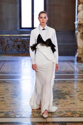 Peet Dullaert Fashion Show Haute Couture Fall Winter 2025 2026 Collection during Paris Fashion Week July 10th, 2025 Peet Dullaert Fashion Show Haute Couture Fall Winter 2025 2026 Collection , during Paris Fashion Week July 10th, 2025 Paris France  Copyright: xAgencex xBestimagexAgencex xBestimagex