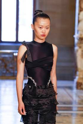 Peet Dullaert Fashion Show Haute Couture Fall Winter 2025 2026 Collection during Paris Fashion Week July 10th, 2025 Peet Dullaert Fashion Show Haute Couture Fall Winter 2025 2026 Collection , during Paris Fashion Week July 10th, 2025 Paris France  Copyright: xAgencex xBestimagexAgencex xBestimagex