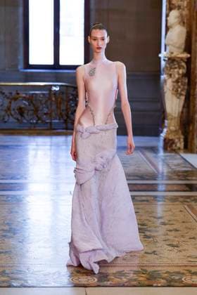 Peet Dullaert Fashion Show Haute Couture Fall Winter 2025 2026 Collection during Paris Fashion Week July 10th, 2025 Peet Dullaert Fashion Show Haute Couture Fall Winter 2025 2026 Collection , during Paris Fashion Week July 10th, 2025 Paris France  Copyright: xAgencex xBestimagexAgencex xBestimagex