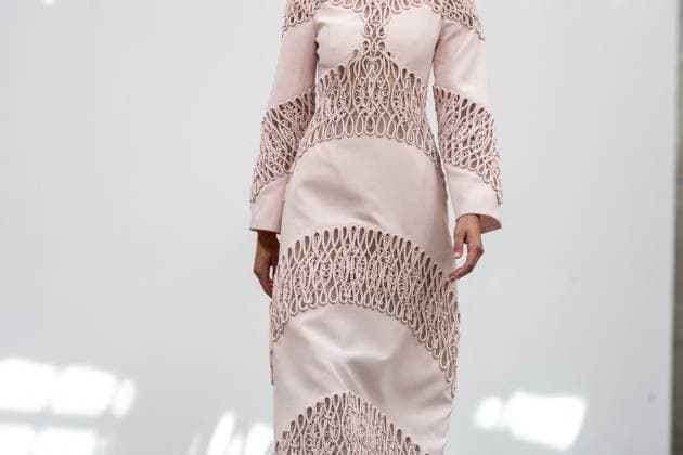 PFW - Rami Al Ali Runway A model walks the runway at the Rami Al Ali Haute Couture Fall Winter 2025-2026 show, as part of Paris Fashion Week in Paris, France on July 10, 2025. Rami Al Ali is the first Syrian fashion designer to present a collection ‘officially’ at the Paris Haute Couture week. Photo by Ammar Abd Rabbo ABACAPRESS.COM Paris France  Copyright: xAbdxRabboxAmmar ABACAx
