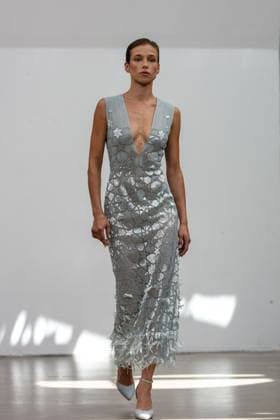 PFW - Rami Al Ali Runway A model walks the runway at the Rami Al Ali Haute Couture Fall Winter 2025-2026 show, as part of Paris Fashion Week in Paris, France on July 10, 2025. Rami Al Ali is the first Syrian fashion designer to present a collection ‘officially’ at the Paris Haute Couture week. Photo by Ammar Abd Rabbo ABACAPRESS.COM Paris France  Copyright: xAbdxRabboxAmmar ABACAx