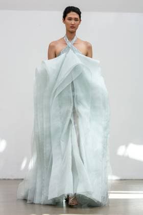 PFW - Rami Al Ali Runway A model walks the runway at the Rami Al Ali Haute Couture Fall Winter 2025-2026 show, as part of Paris Fashion Week in Paris, France on July 10, 2025. Rami Al Ali is the first Syrian fashion designer to present a collection ‘officially’ at the Paris Haute Couture week. Photo by Ammar Abd Rabbo ABACAPRESS.COM Paris France  Copyright: xAbdxRabboxAmmar ABACAx