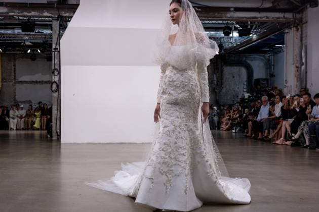 PFW - Rami Al Ali Runway A model walks the runway at the Rami Al Ali Haute Couture Fall Winter 2025-2026 show, as part of Paris Fashion Week in Paris, France on July 10, 2025. Rami Al Ali is the first Syrian fashion designer to present a collection ‘officially’ at the Paris Haute Couture week. Photo by Ammar Abd Rabbo ABACAPRESS.COM Paris France  Copyright: xAbdxRabboxAmmar ABACAx