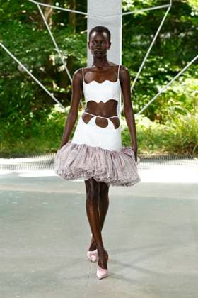 Ardazaei Fashion Show Haute Couture Fall Winter 2025 2026 Collection during Paris Fashion Week July 10th, 2025 Ardazaei Fashion Show Haute Couture Fall Winter 2025 2026 Collection , during Paris Fashion Week July 10th, 2025 Paris France  Copyright: xAgencex xBestimagexAgencex xBestimagex