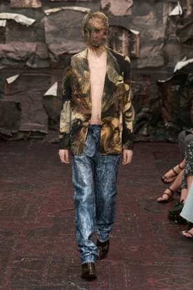 Maison Margiela Haute Couture Collection Fall Winter 2025 2026 show during Paris Fashion Week, July 10th, 2025 Maison Margiela Fashion Show Haute Couture Fall Winter 2025 2026 Collection , during Paris Fashion Week July 10th, 2025 Paris France  Copyright: xAgencex xBestimagexAgencex xBestimagex