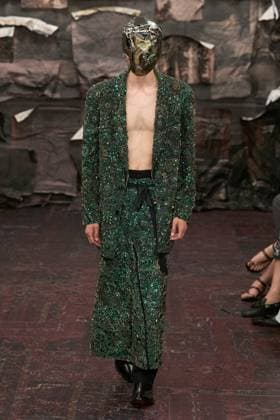Maison Margiela Haute Couture Collection Fall Winter 2025 2026 show during Paris Fashion Week, July 10th, 2025 Maison Margiela Fashion Show Haute Couture Fall Winter 2025 2026 Collection , during Paris Fashion Week July 10th, 2025 Paris France  Copyright: xAgencex xBestimagexAgencex xBestimagex