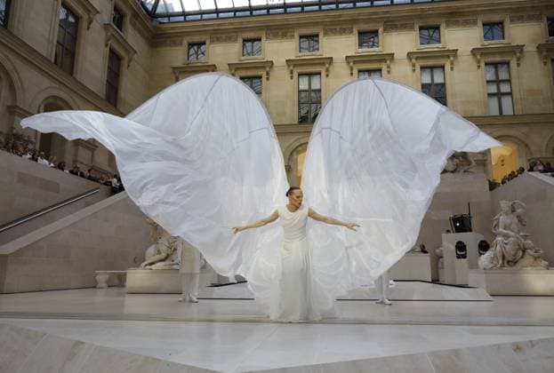 Semi Exclusive Jordan Roth La Nuit de la Mode Fashion Week at the Louvre, Paris on 10 July 2025 Marc Ausset Lacroix Bestimage La Nuit de la Mode Fashion Week at the Louvre, Paris on 10 July 2025 Paris France  Copyright: xMarcxAussetxLacroixx xBestimagexMarcxAussetxLacroixx xBestimagex