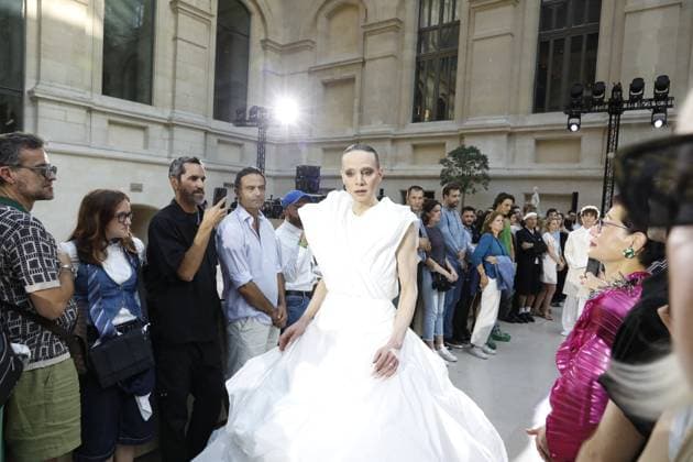 Semi Exclusive Jordan Roth La Nuit de la Mode Fashion Week at the Louvre, Paris on 10 July 2025 Marc Ausset Lacroix Bestimage La Nuit de la Mode Fashion Week at the Louvre, Paris on 10 July 2025 Paris France  Copyright: xMarcxAussetxLacroixx xBestimagexMarcxAussetxLacroixx xBestimagex