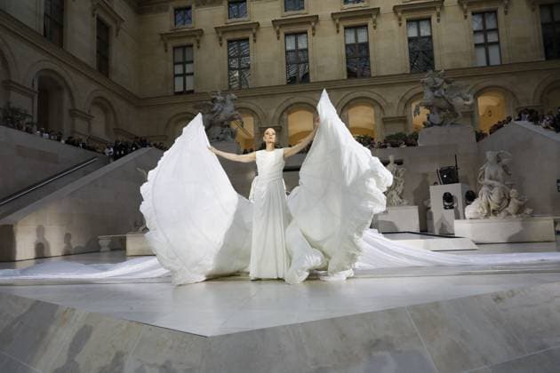 Semi Exclusive Jordan Roth La Nuit de la Mode Fashion Week at the Louvre, Paris on 10 July 2025 Marc Ausset Lacroix Bestimage La Nuit de la Mode Fashion Week at the Louvre, Paris on 10 July 2025 Paris France  Copyright: xMarcxAussetxLacroixx xBestimagexMarcxAussetxLacroixx xBestimagex