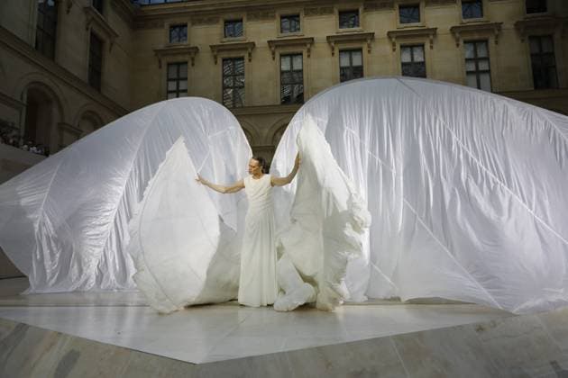 Semi Exclusive Jordan Roth La Nuit de la Mode Fashion Week at the Louvre, Paris on 10 July 2025 Marc Ausset Lacroix Bestimage La Nuit de la Mode Fashion Week at the Louvre, Paris on 10 July 2025 Paris France  Copyright: xMarcxAussetxLacroixx xBestimagexMarcxAussetxLacroixx xBestimagex