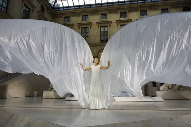 Semi Exclusive Jordan Roth La Nuit de la Mode Fashion Week at the Louvre, Paris on 10 July 2025 Marc Ausset Lacroix Bestimage La Nuit de la Mode Fashion Week at the Louvre, Paris on 10 July 2025 Paris France  Copyright: xMarcxAussetxLacroixx xBestimagexMarcxAussetxLacroixx xBestimagex