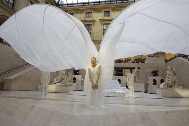 Semi Exclusive Jordan Roth La Nuit de la Mode Fashion Week at the Louvre, Paris on 10 July 2025 Marc Ausset Lacroix Bestimage La Nuit de la Mode Fashion Week at the Louvre, Paris on 10 July 2025 Paris France  Copyright: xMarcxAussetxLacroixx xBestimagexMarcxAussetxLacroixx xBestimagex