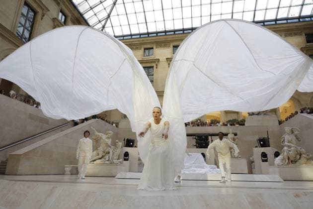 Semi Exclusive Jordan Roth La Nuit de la Mode Fashion Week at the Louvre, Paris on 10 July 2025 Marc Ausset Lacroix Bestimage La Nuit de la Mode Fashion Week at the Louvre, Paris on 10 July 2025 Paris France  Copyright: xMarcxAussetxLacroixx xBestimagexMarcxAussetxLacroixx xBestimagex